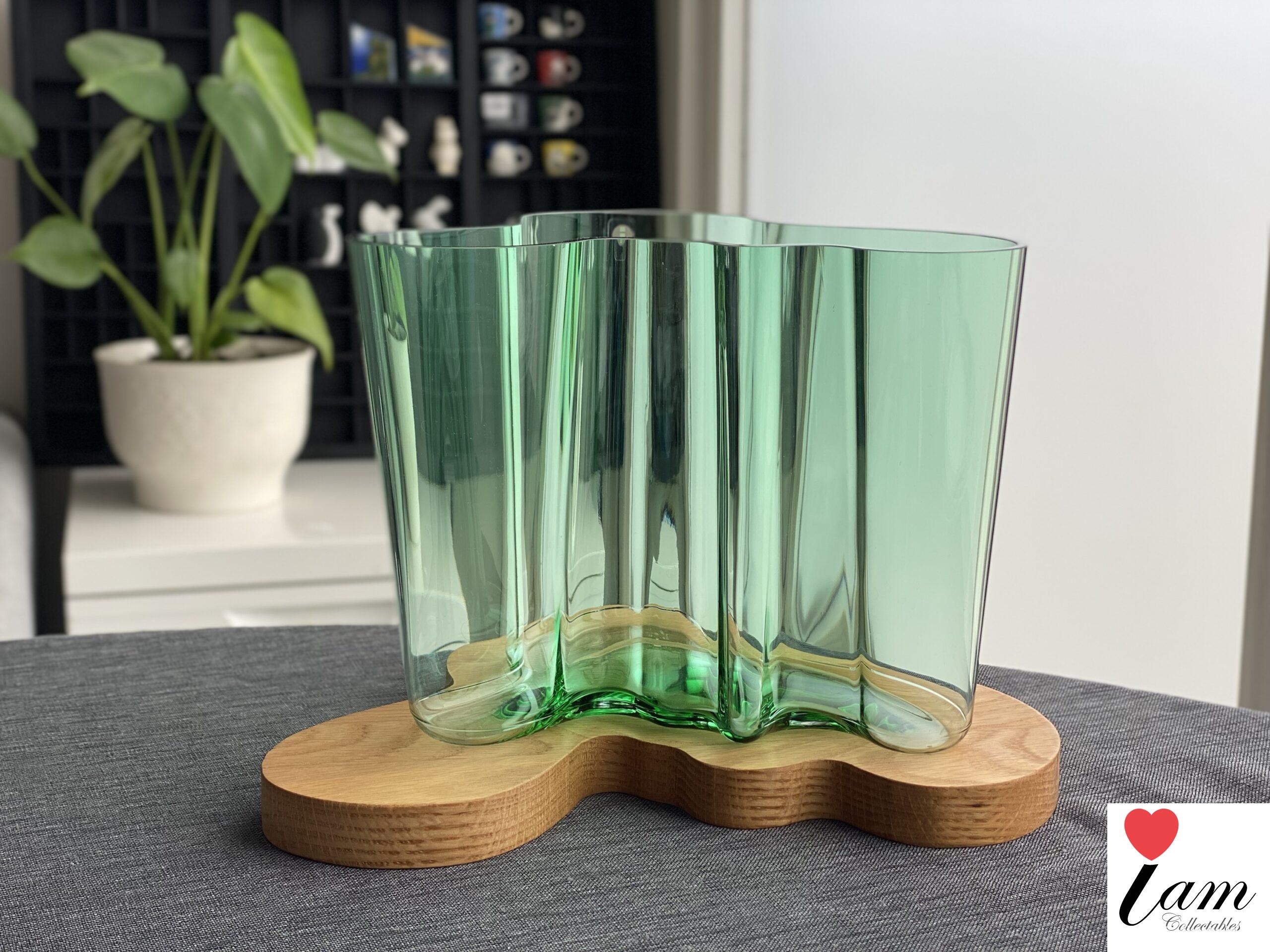 Iittala Aalto Collection green vase 16cm – I am collectables